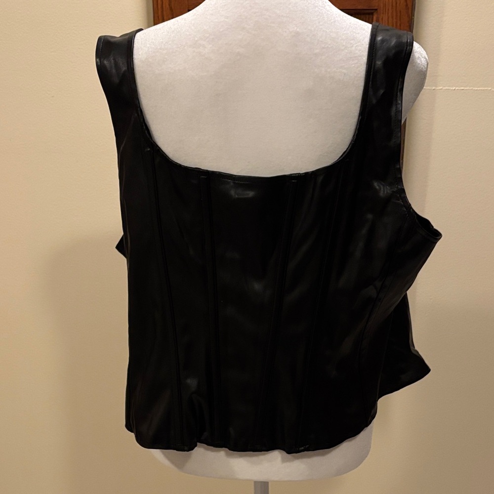 NWT Torrid Deep Black Corset - size 2X (18-20) - Picture 5 of 7